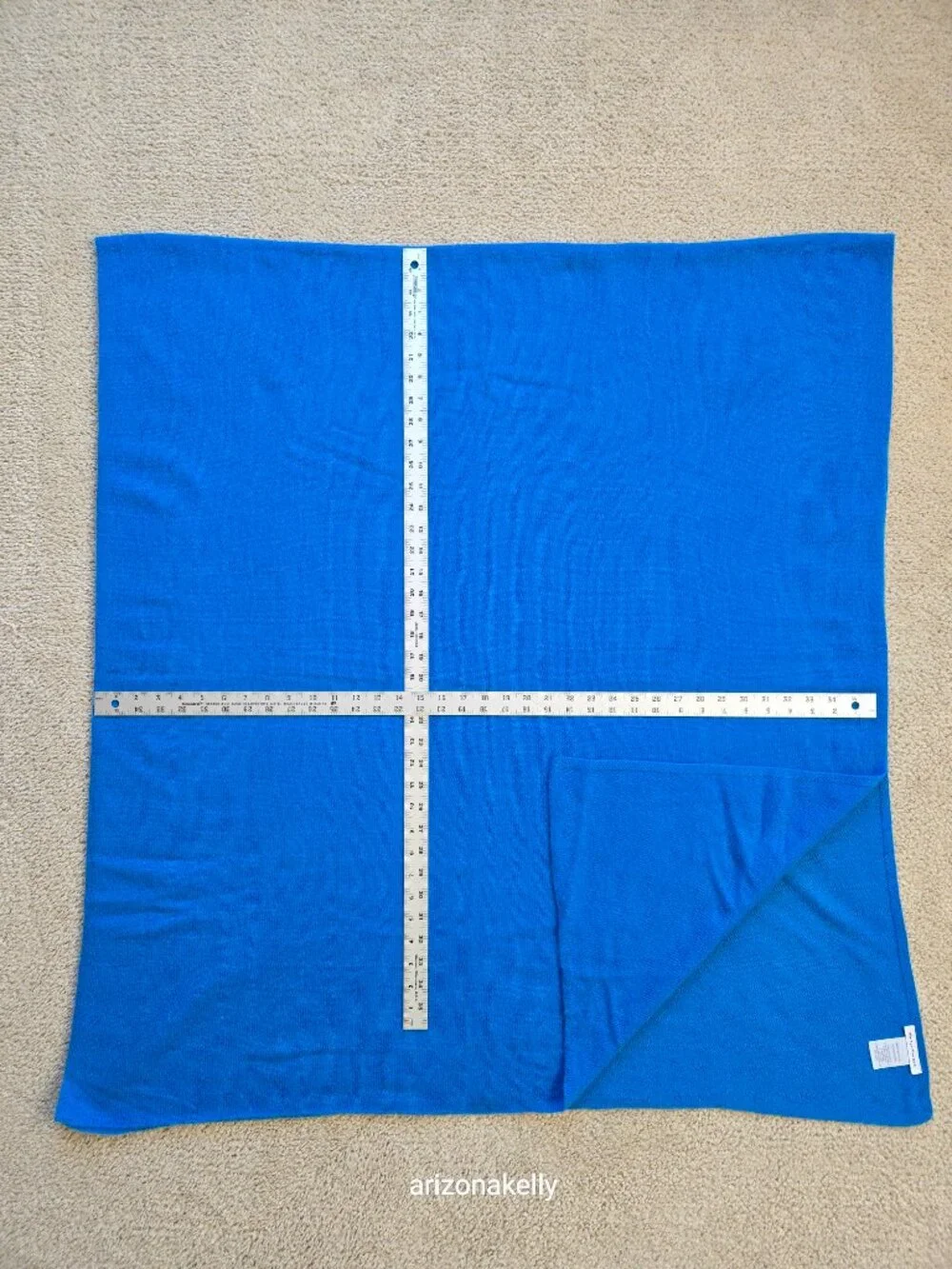 NWOT White + Warren Cashmere Travel Wrap Blue